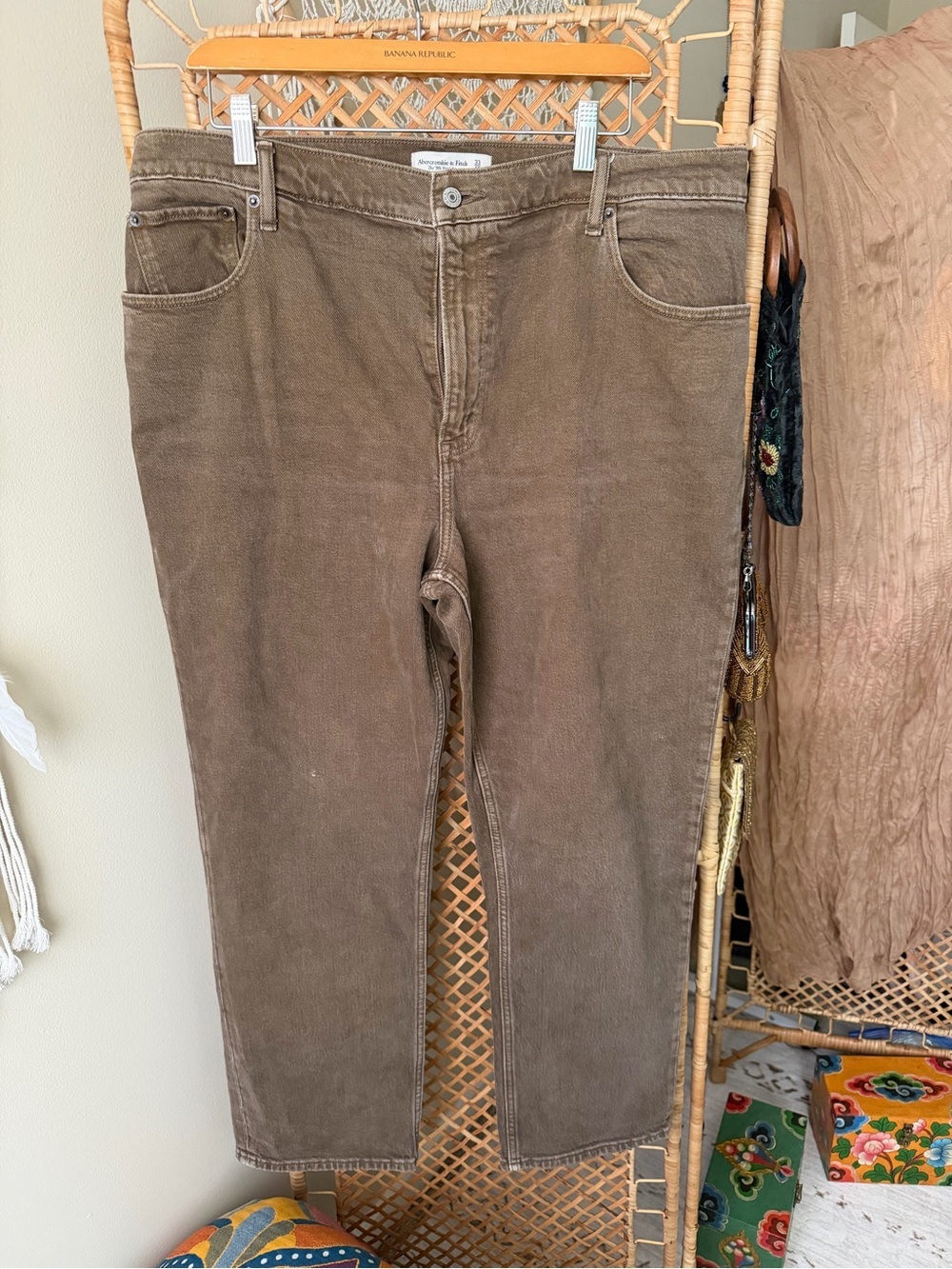 Abercrombie & Fitch Brown The 90's Straight Ultra High Rise Women's Jeans